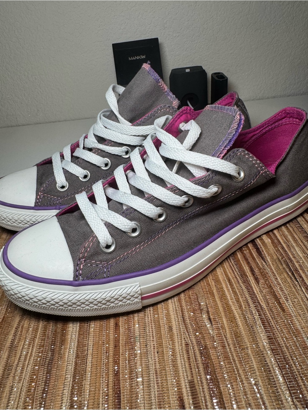 Women's Gray & Purple Low-Top Canvas Sneakers